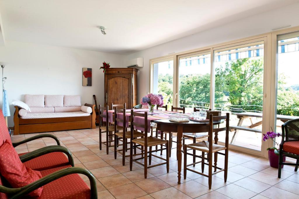 Chambres D'Hotes Relais Milord Estialescq Exterior foto